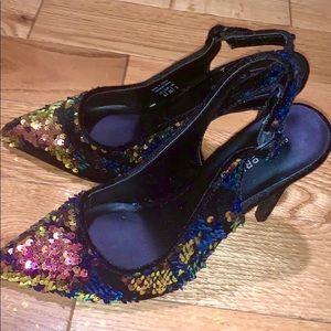 🖤🦚 Call It Spring Rainbow Black Sequin Heels 💖